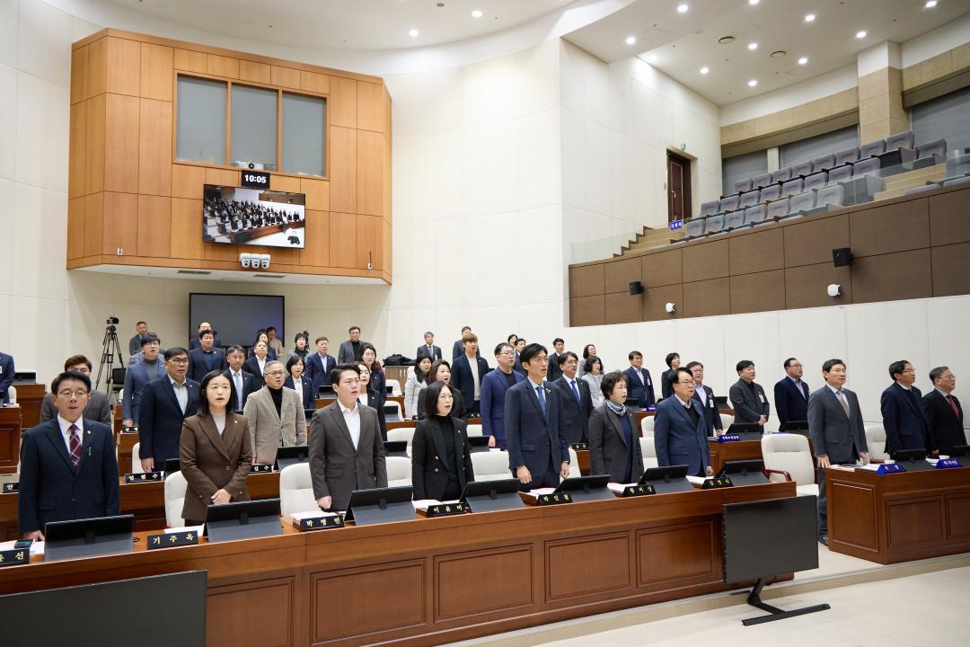 '제297회 제2차 정례회 제1차 본회의' 게시글의 사진(18) '20251110 제297회 제2차 정례회 제1차 본회의-27.jpg'