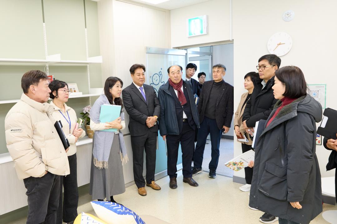 '행정사무감사 현지확인(문화복지위원회)' 게시글의 사진(53) '20251118 행정사무감사 현지확인(문화복지위원회)-74.jpg'