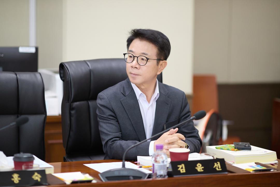 '상임위위원회별 제2차 회의( 제302회 임시회 )' 게시글의 사진(34) '20260408 상임위위원회별 제2차 회의 ( 제302회 임시회 )-080.jpg'