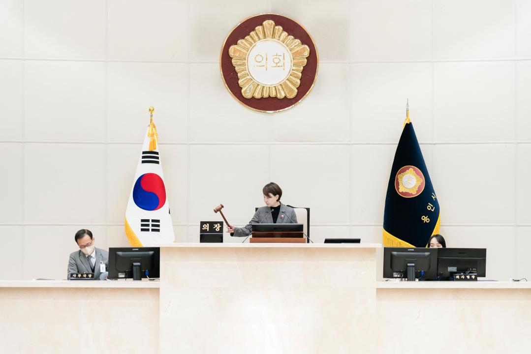 '제298회 임시회 제1차 본회의' 게시글의 사진(30) '20251216 제297회 임시회 제1차 본회의 N-22.JPG'