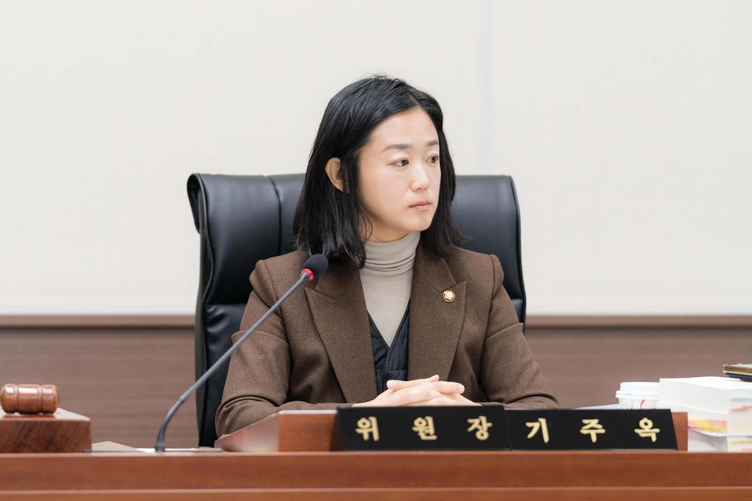 '제2차 예산결산특별위원회(제297회 제2차 정례회)' 게시글의 사진(10) '20251210 제2차 예산결산특별위원회(제297회 제2차 정례회) N-48.JPG'