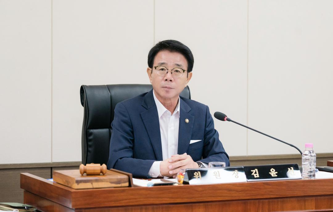 '상임위위원회별 제1차 회의(제296회 임시회)' 게시글의 사진(88) '20251023 상임위원회별 제1차 회의 (제296회 임시회) (1) N_-12.JPG'