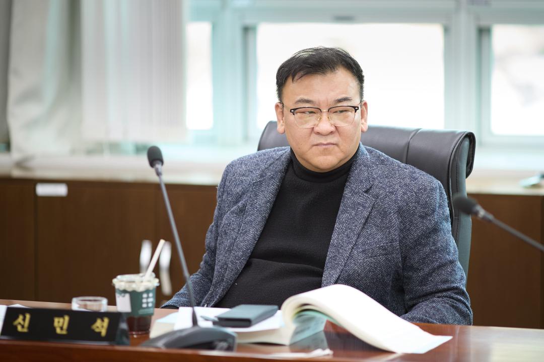 '행정사무감사 8일차 (제297회 제2차 정례회)' 게시글의 사진(133) '20251124 행정사무감사 8일차 (제297회 제2차 정례회)-138.jpg'