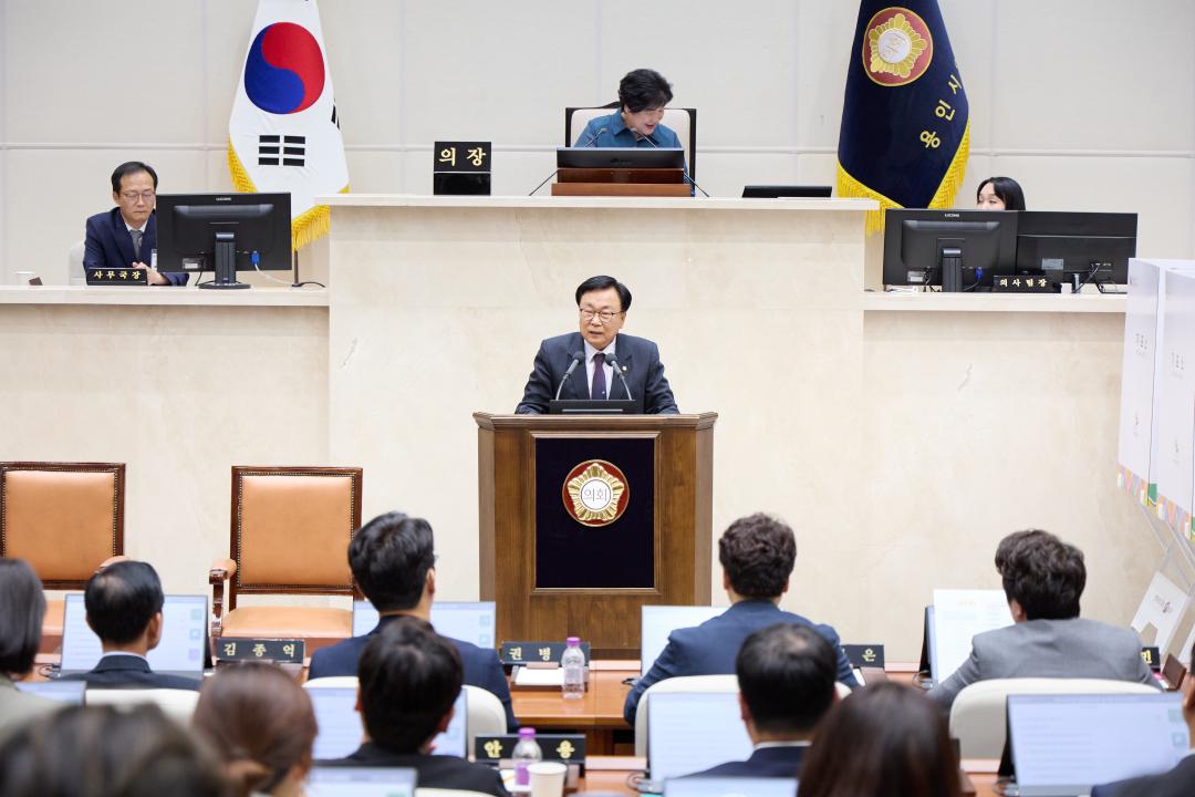 '제304회 임시회 제1차 본회의' 게시글의 사진(19) '20260701 제304회 임시회 제1차 본회의-194.jpg'
