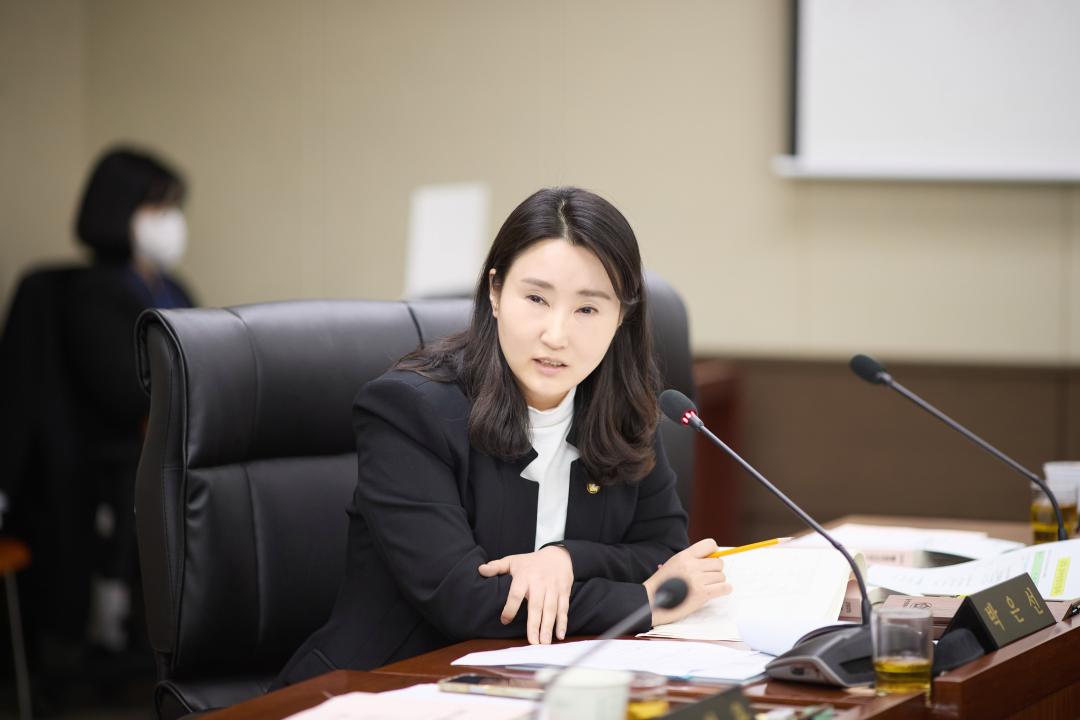 '행정사무감사 5일차 (제297회 제2차 정례회)' 게시글의 사진(76) '20251121 행정사무감사 5일차-047.jpg'