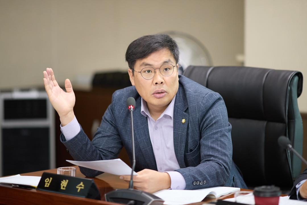 '행정사무감사 8일차 (제297회 제2차 정례회)' 게시글의 사진(18) '20251124 행정사무감사 8일차 (제297회 제2차 정례회)-028.jpg'