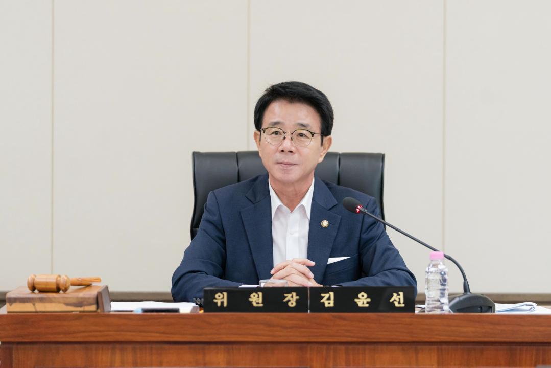 '상임위위원회별 제1차 회의(제296회 임시회)' 게시글의 사진(89) '20251023 상임위원회별 제1차 회의 (제296회 임시회) (1) N_-10.JPG'