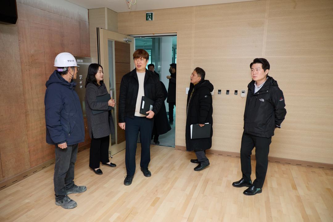 '행정사무감사 현지확인(자치행정위원회)' 게시글의 사진(100) '20251120 행정사무감사 현지확인(자치행정위원회)-163.jpg'