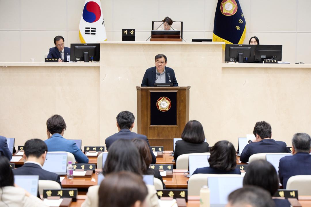 '제302회 임시회 제3차 본회의' 게시글의 사진(35) '20260415 제302회 임시회 제3차 본회의-050.jpg'