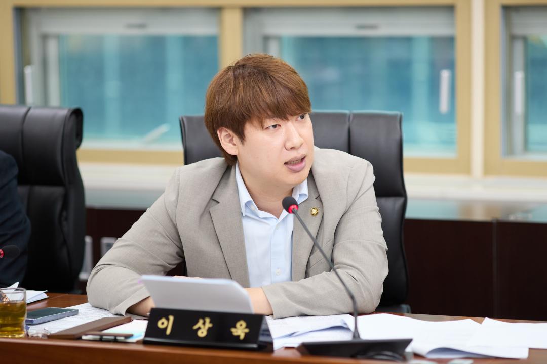 '상임위위원회별 제1차 회의(제305회 임시회 )' 게시글의 사진(17) '20260723 상임위위원회별 제1차 회의(제305회 임시회 )-24.jpg'