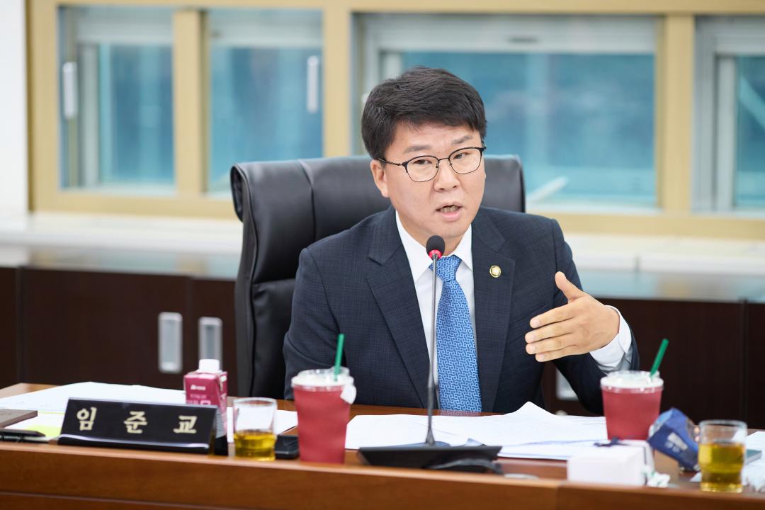 '상임위위원회별 제1차 회의(제305회 임시회 )' 게시글의 사진(15) '20260723 상임위위원회별 제1차 회의(제305회 임시회 )-20.jpg'