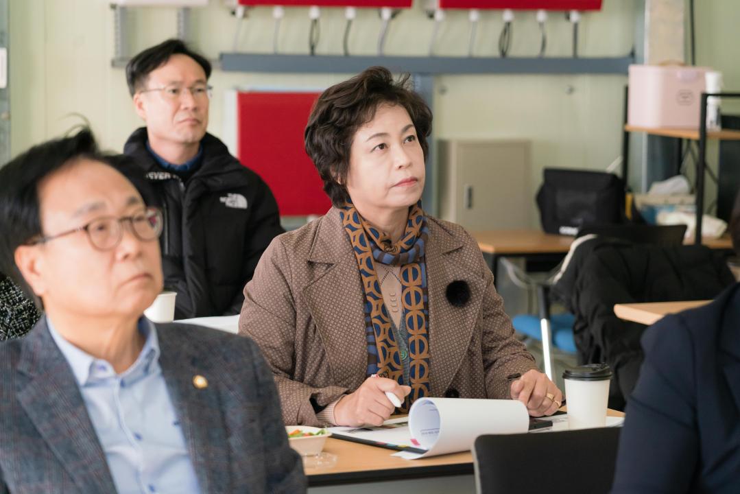 '행정사무감사 현지확인 (경제환경위원회)' 게시글의 사진(37) '20251119 행정사무감사 현지확인 (경제환경위원회) N-28.JPG'