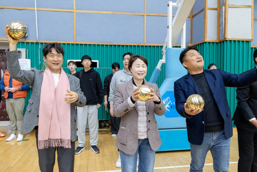 '2026년 제2회 용인특례시 조아용 위너볼 전국 3대3 농구대회' 게시글의 사진(12) '20260405 2026년 제2회 용인특례시 조아용 위너볼 전국 3대3 농구대회 (40).jpg'
