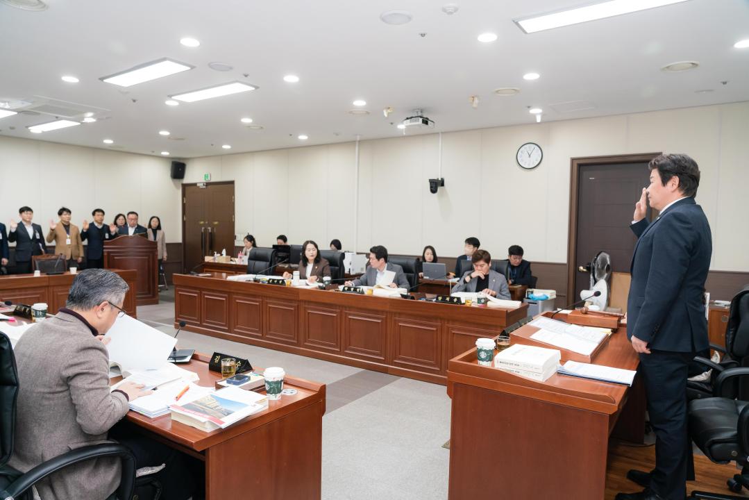 '행정사무감사 8일차 (제297회 제2차 정례회)' 게시글의 사진(32) '20251124 행정사무감사 8일차 (제297회 제2차 정례회) N-4.JPG'