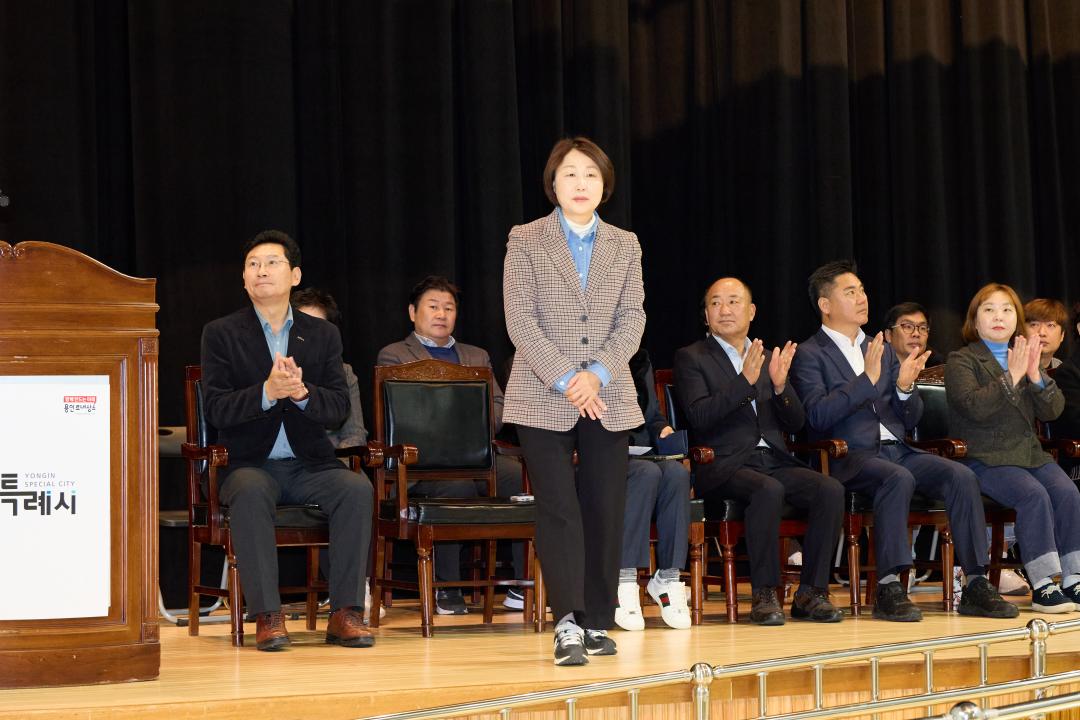 '2025 용인특례시장기 생활체육 배드민턴대회' 게시글의 사진(7) '20251129 2025 용인특례시장기 생활체육 배드민턴대회-07.jpg'