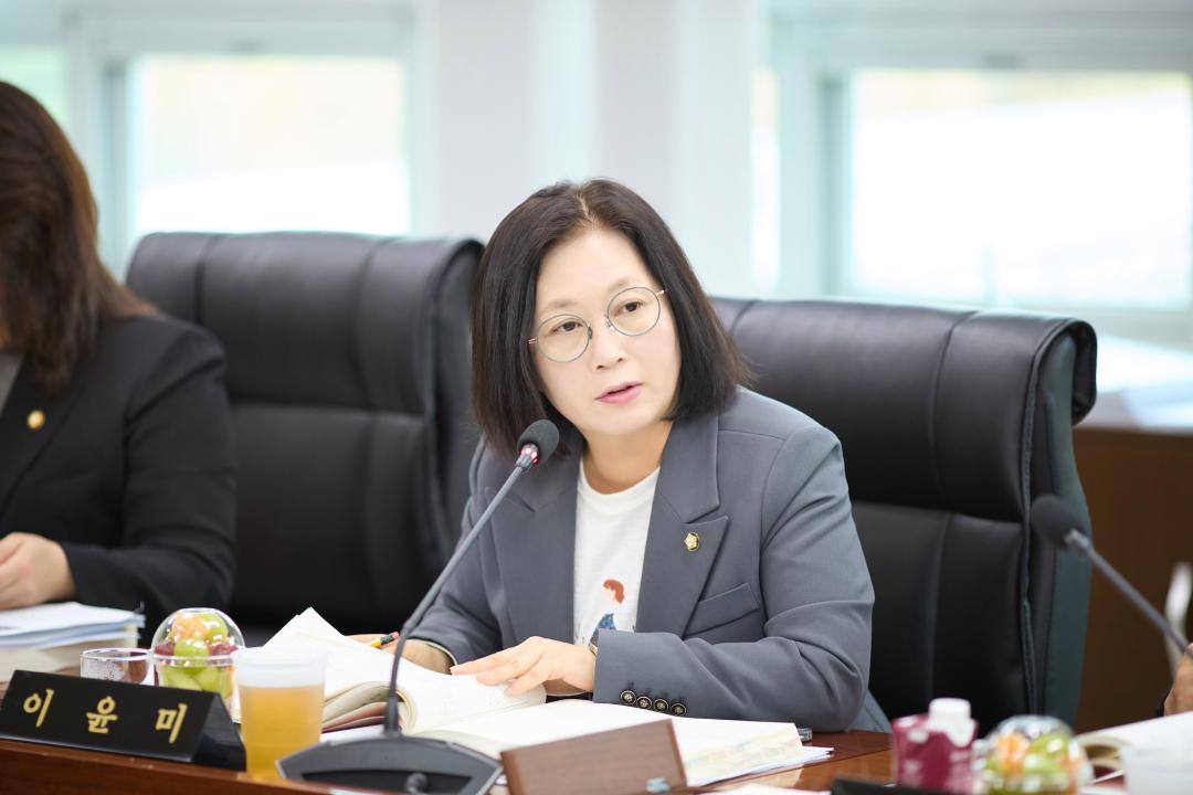 '행정사무감사 8일차 (제297회 제2차 정례회)' 게시글의 사진(108) '20251124 행정사무감사 8일차 (제297회 제2차 정례회)-093.jpg'