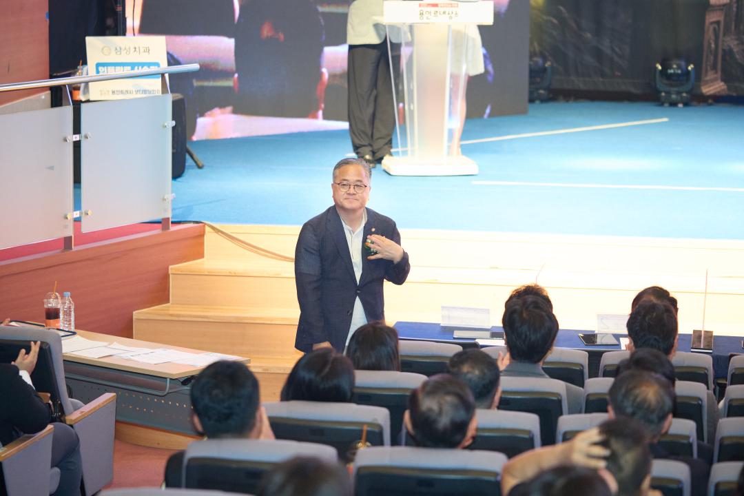 '제9회 용인특례시보디빌딩협회장배 보디빌딩 피트니스 대회' 게시글의 사진(4) '20260829 제9회 용인특례시보디빌딩협회장배 보디빌딩 피트니스 대회-08.jpg'