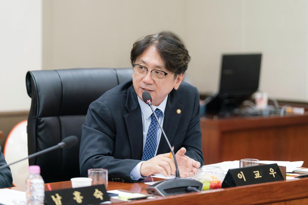 '상임위위원회별 제1차 회의(제296회 임시회)' 게시글의 사진(91) '20251023 상임위원회별 제1차 회의 (제296회 임시회) (1) N_-42.JPG'