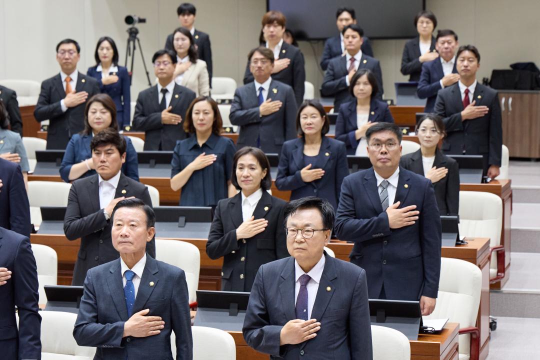 '제10대 용인특례시의회 개원식' 게시글의 사진(11) '20260702 제10대 용인특례시의회 개원식-12.jpg'