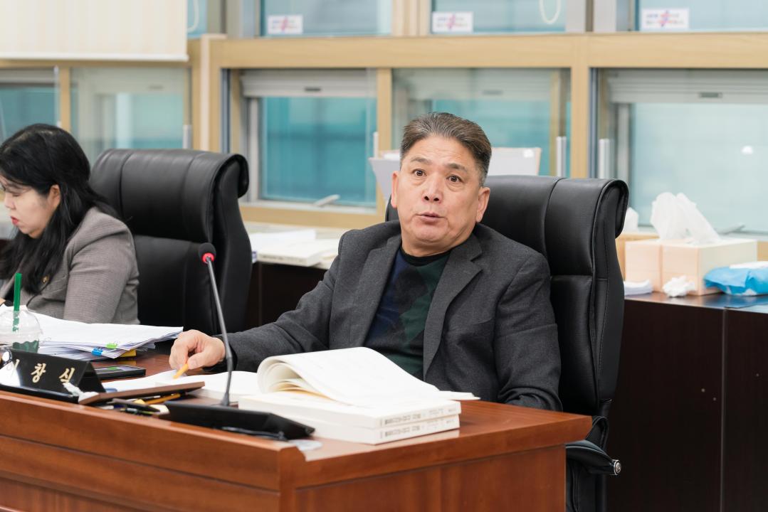 '행정사무감사 8일차 (제297회 제2차 정례회)' 게시글의 사진(59) '20251124 행정사무감사 8일차 (제297회 제2차 정례회) N-72.JPG'