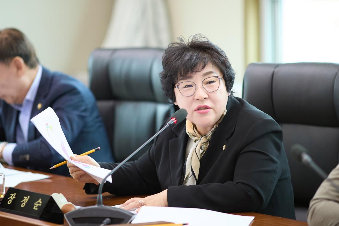 '상임위위원회별 제1차 회의 ( 제302회 임시회 )' 게시글의 사진(32) '20260403 상임위원회별 제1차 회의(제302호 임시회)-58.jpg'