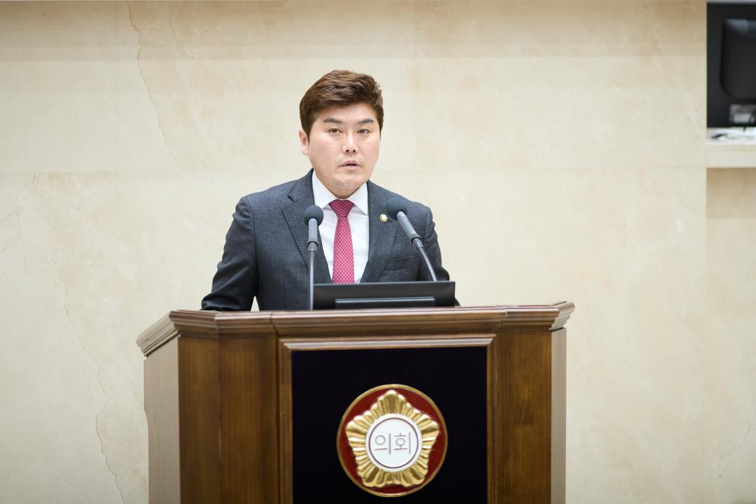 '제302회 임시회 제 2차 본회의' 게시글의 사진(29) '20260406 제302회 임시회 제 2차 본회의 N (5).jpg'