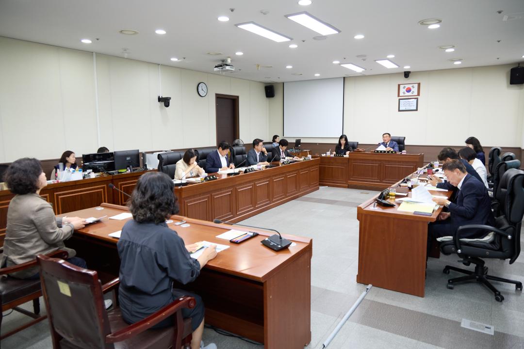 '예산결산특별위원회(제303회 임시회)' 게시글의 사진(2) '20260629 제303회 임시회 제1차 본회의-11.jpg'