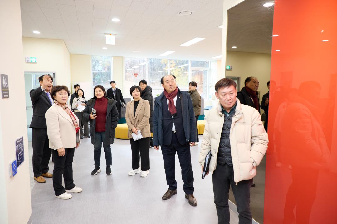 '행정사무감사 현지확인(문화복지위원회)' 게시글의 사진(60) '20251118 행정사무감사 현지확인(문화복지위원회)-89.jpg'