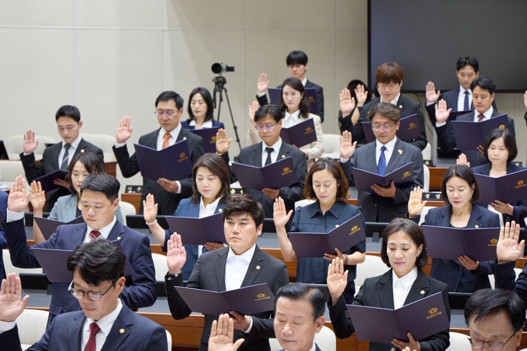 '제10대 용인특례시의회 개원식' 게시글의 사진(15) '20260702 제10대 용인특례시의회 개원식-20.jpg'