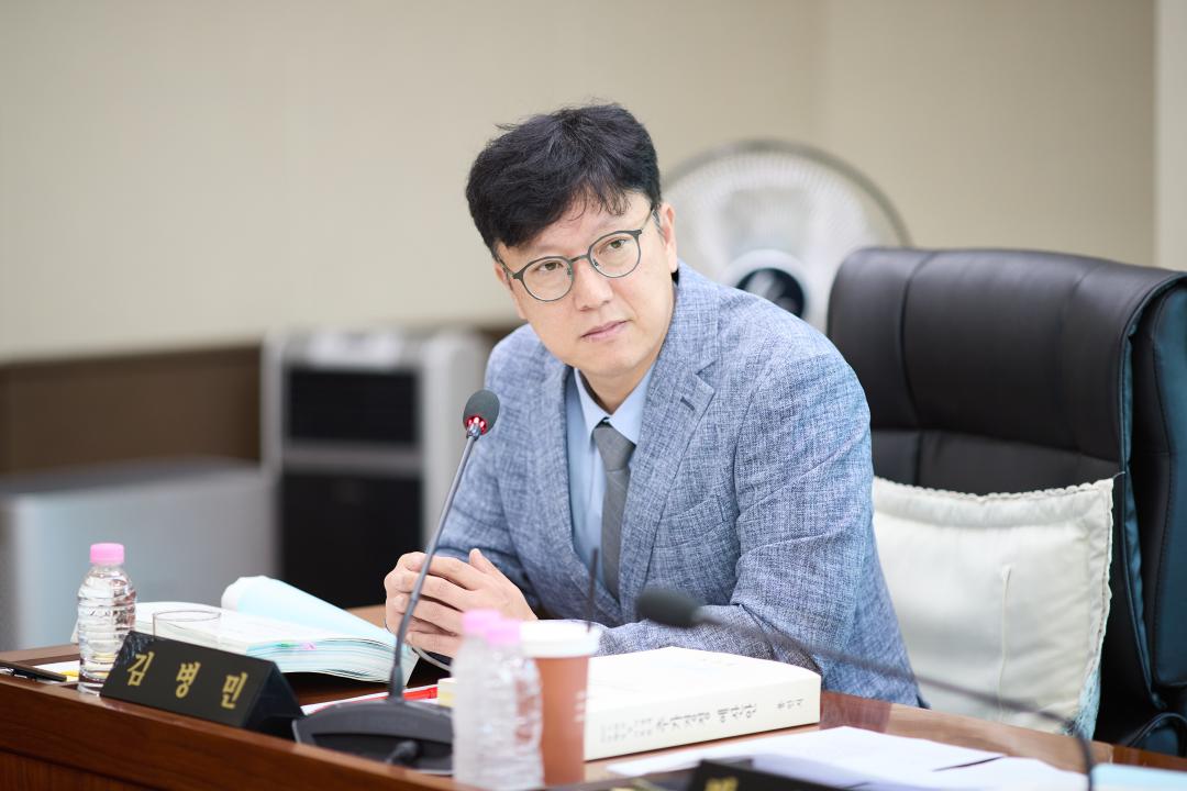 '상임위원회별 제4차 회의 (제295회 임시회)' 게시글의 사진(40) '20250915 상임위원회별 제4차 회의(제295회 임시회)-59.jpg'