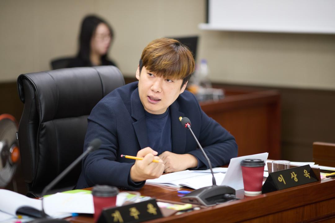 '행정사무감사 8일차 (제297회 제2차 정례회)' 게시글의 사진(13) '20251124 행정사무감사 8일차 (제297회 제2차 정례회)-020.jpg'