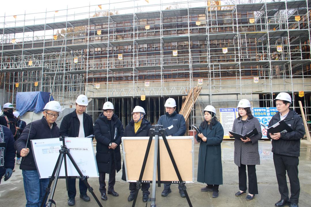 '행정사무감사 현지확인(자치행정위원회)' 게시글의 사진(18) '20251120 행정사무감사 현지확인(자치행정위원회)-018.jpg'