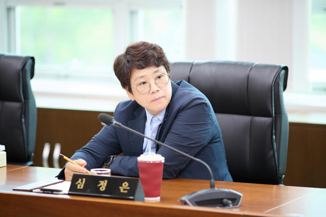'상임위위원회별 제1차 회의(제305회 임시회 )' 게시글의 사진(34) '20260723 상임위위원회별 제1차 회의(제305회 임시회 )-57.jpg'