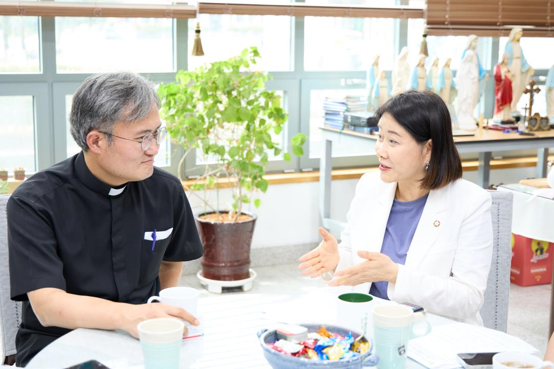 '의원연구단체 용인종교문화역사 여행의시작 2 벤치마킹' 게시글의 사진(11) '20250827-28 의원연구단체 용인종교문화역사여행의시작 2벤치마킹-012.jpg'