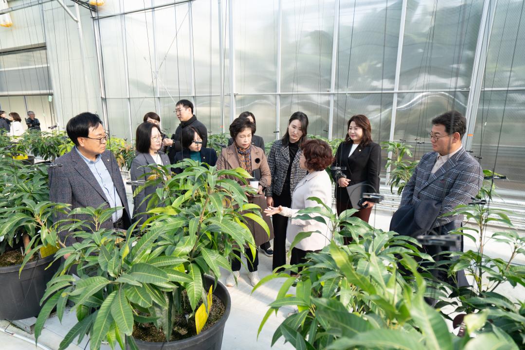 '행정사무감사 현지확인 (경제환경위원회)' 게시글의 사진(25) '행정사무감사 현지확인 (경제환경위원회) (15).jpg'