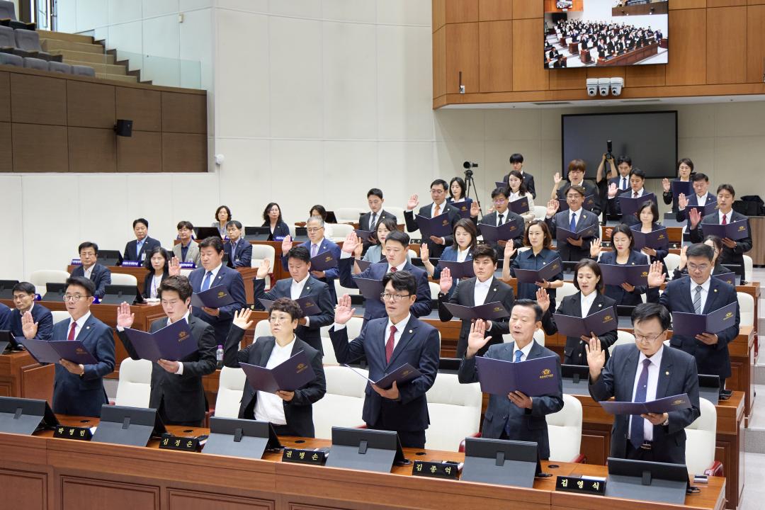 '제10대 용인특례시의회 개원식' 게시글의 사진(13) '20260702 제10대 용인특례시의회 개원식-17.jpg'