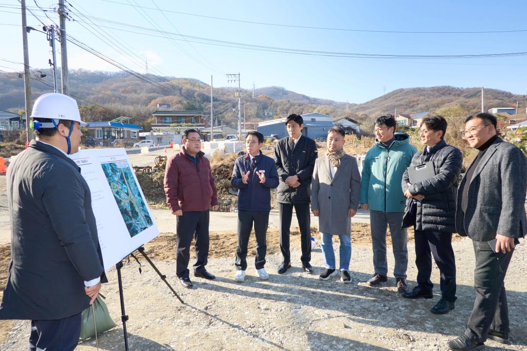 '행정사무감사 현지확인(도시건설위원회)' 게시글의 사진(2) '20251117 행정사무감사 현지확인(도시건설위원회)-13.jpg'