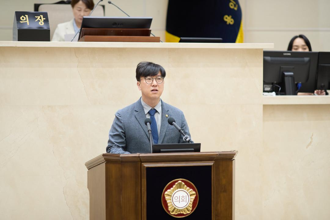 '제302회 임시회 제3차 본회의' 게시글의 사진(6) '20260415 제302회 임시회 제3차 본회의-010.jpg'