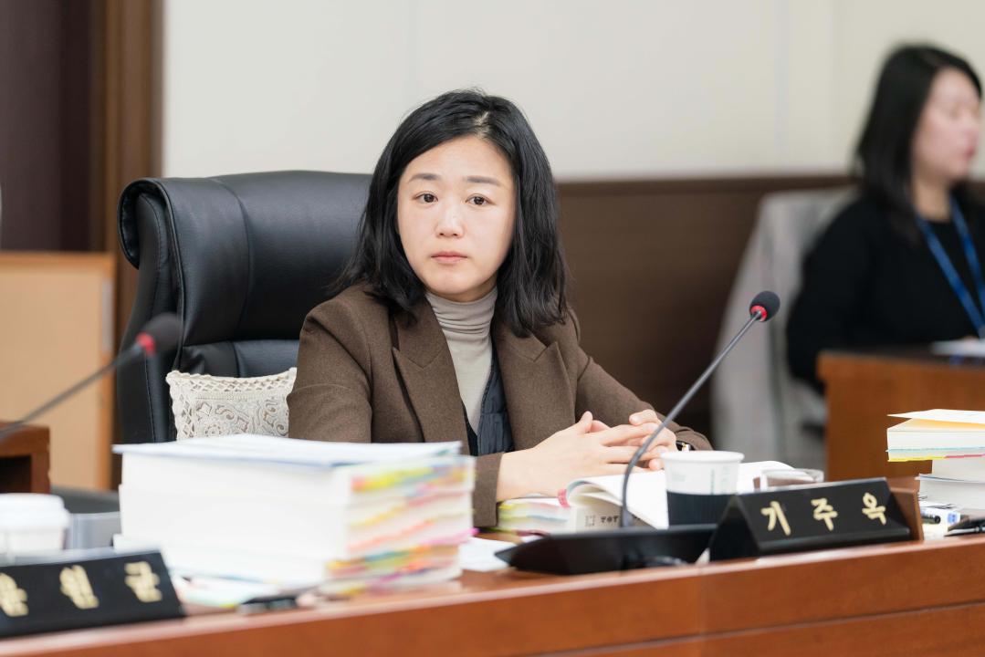 '제2차 예산결산특별위원회(제297회 제2차 정례회)' 게시글의 사진(12) '20251210 제2차 예산결산특별위원회(제297회 제2차 정례회) N-44.JPG'