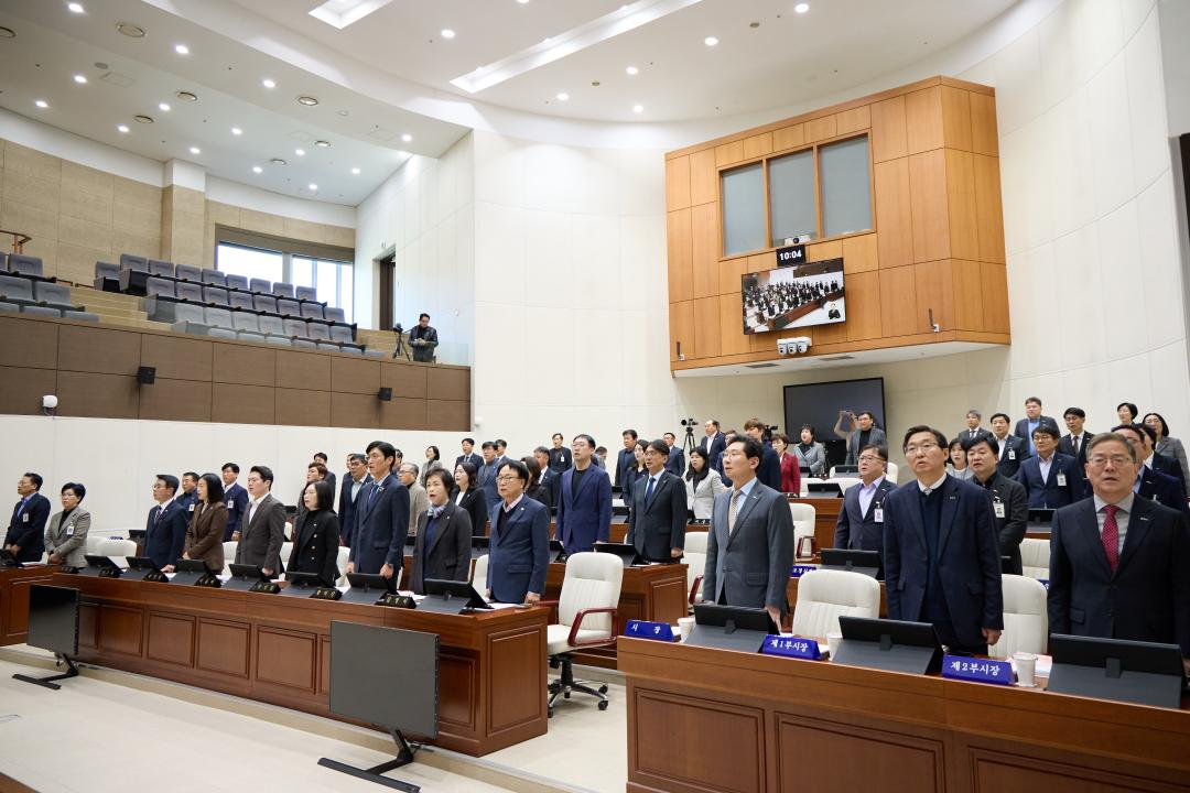 '제297회 제2차 정례회 제1차 본회의' 게시글의 사진(17) '20251110 제297회 제2차 정례회 제1차 본회의-26.jpg'