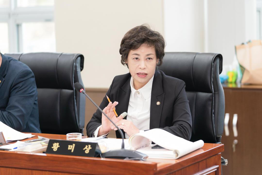 '행정사무감사 1일차 (제297회 제2차 정례회)' 게시글의 사진(86) '20251117 행정사무감사 1일차 (제297회 제2차 정례회) N (64).JPG'