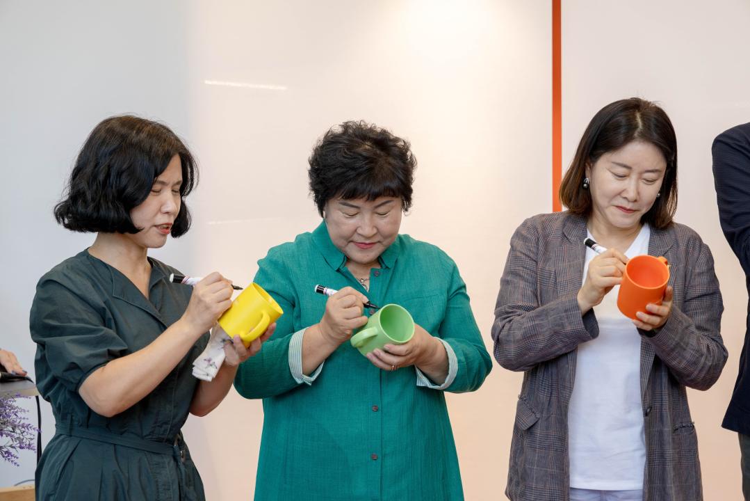 '민 ·관 ·공 협력 중증장애인 일자리 창출을 위한 카페뜨랑슈아' 게시글의 사진(12) '20250731 민관공 협력 중증장애인 일자리 창출을 위한 카페뜨랑슈아 (29).jpg'