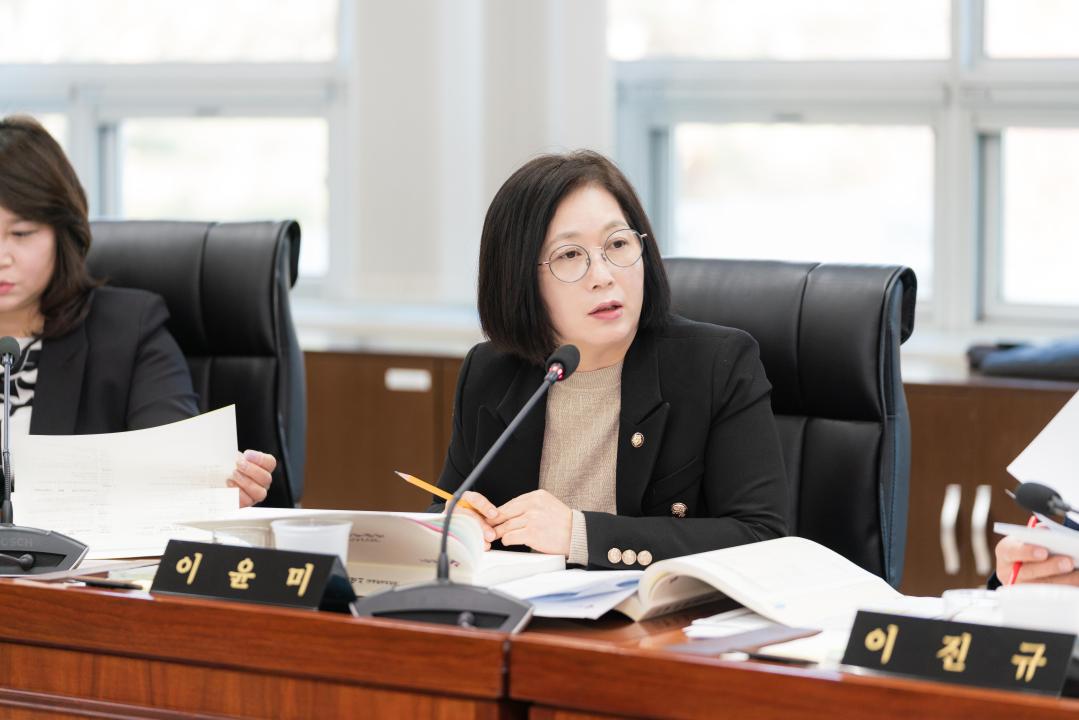 '상임위원회별 제2차 회의(제297회 제2차 정례회)' 게시글의 사진(60) '20251202 제2차 상임위 회의 (제297회 제2차 정례회) N-65.JPG'