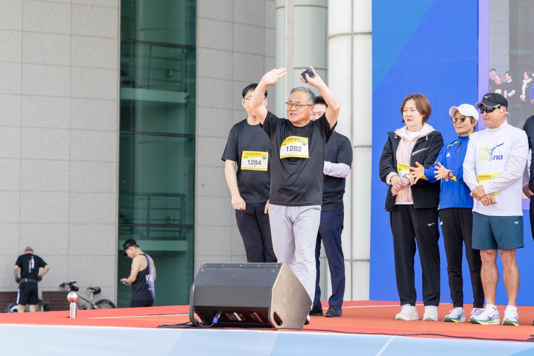 '2026 용인마라톤' 게시글의 사진(8) '20260510 2026 용인마라톤 (8).jpg'