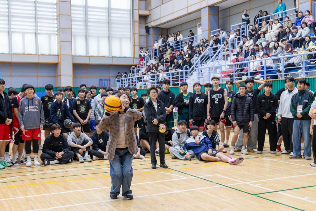 '2026년 제2회 용인특례시 조아용 위너볼 전국 3대3 농구대회' 게시글의 사진(10) '20260405 2026년 제2회 용인특례시 조아용 위너볼 전국 3대3 농구대회 (25).jpg'
