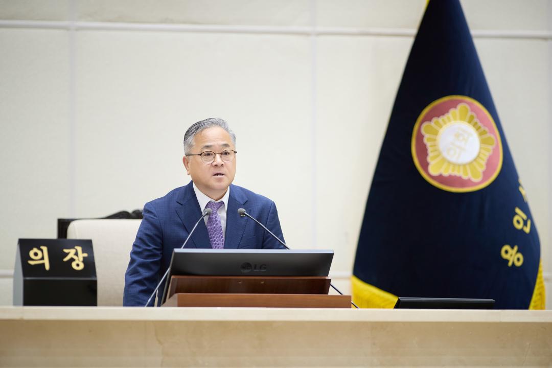 '제302회 임시회 제 2차 본회의' 게시글의 사진(5) '20260406 제302회 임시회 제2차 본회의-15.jpg'