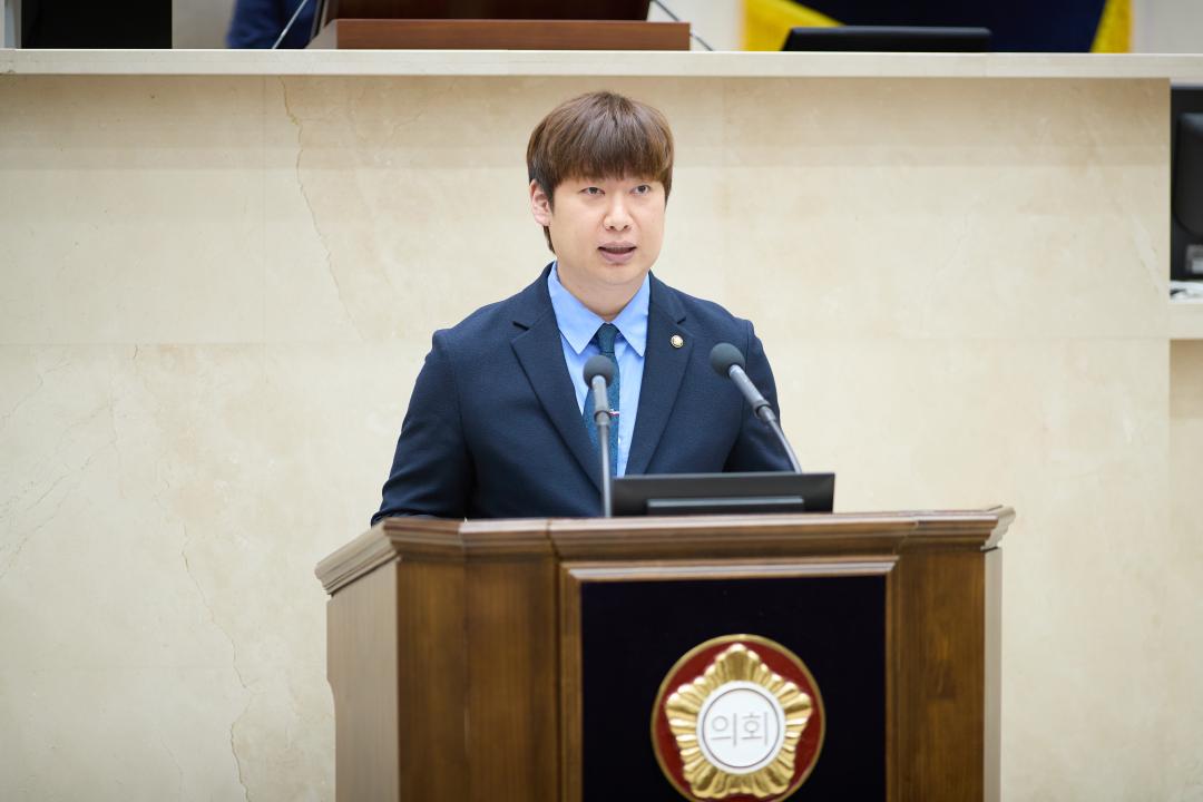 '제302회 임시회 제 2차 본회의' 게시글의 사진(25) '20260406 제302회 임시회 제 2차 본회의 N (4).jpg'