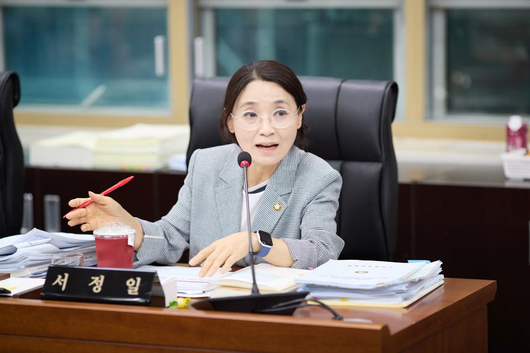'상임위위원회별 제1차 회의(제305회 임시회 )' 게시글의 사진(20) '20260723 상임위위원회별 제1차 회의(제305회 임시회 )-31.jpg'