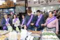 '추석맞이 전통시장 장보기' 게시글의 사진(29) '20260921 추석명절 맞이 전통시장 장보기 및 위문물품 전달 (16).jpg' 썸네일