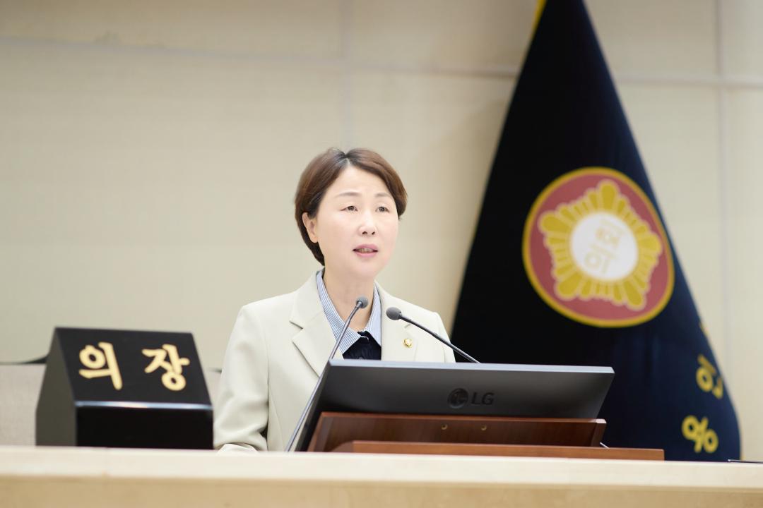 '용인특례시의회, 제302회 임시회 폐회' 게시글의 사진(4) '20260415 용인특례시의회, 제302회 임시회 폐회(3).jpg'